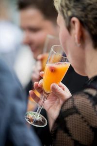 Sekt-orange mit Himbeeren